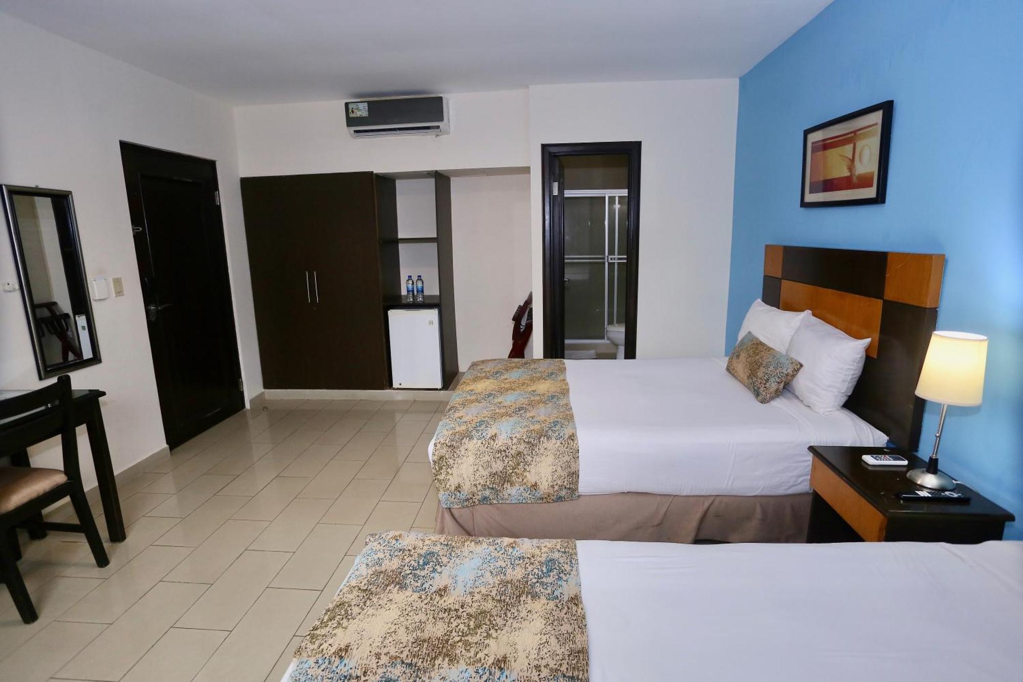 Metro Hotel
