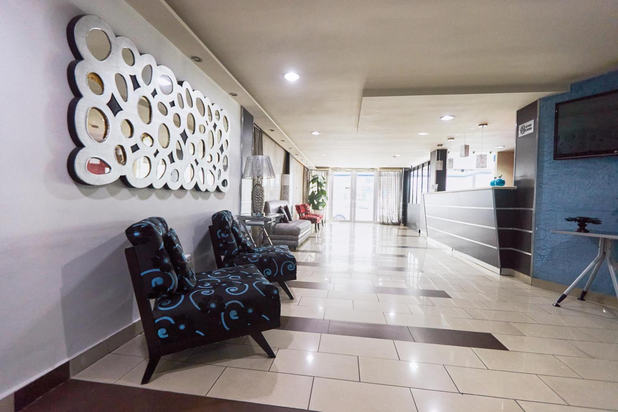 Metro Hotel 3*
