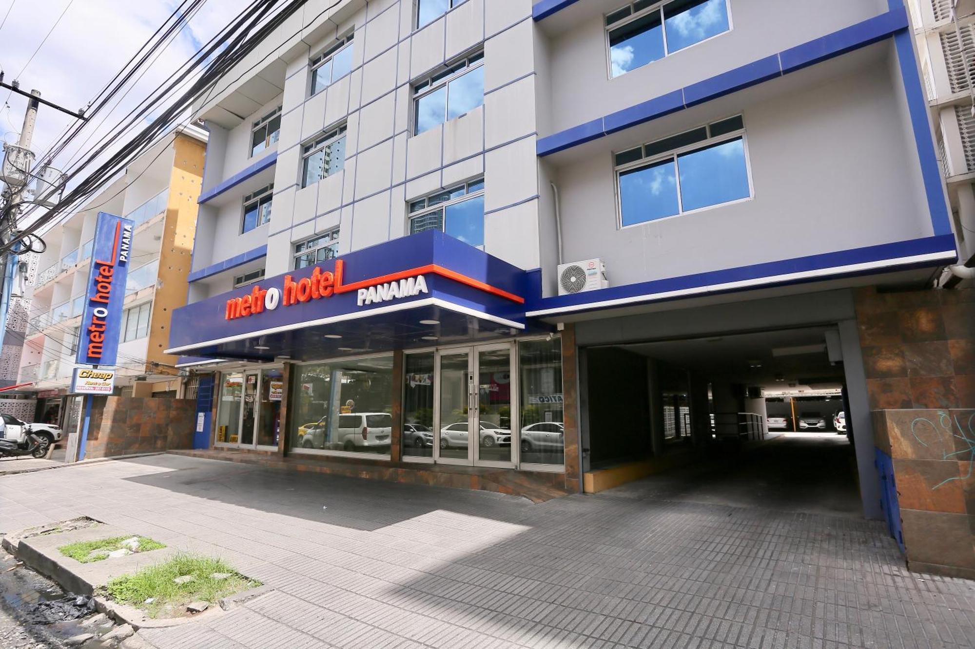 Metro Hotel 3*
